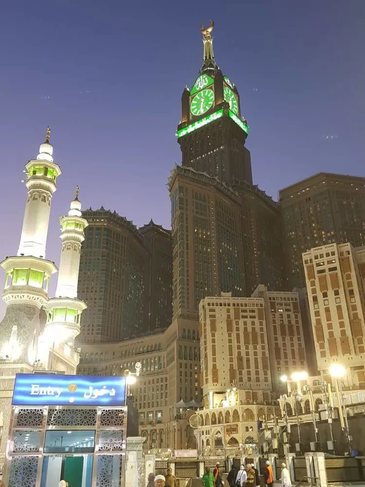 The best time to book your Umrah 1resized