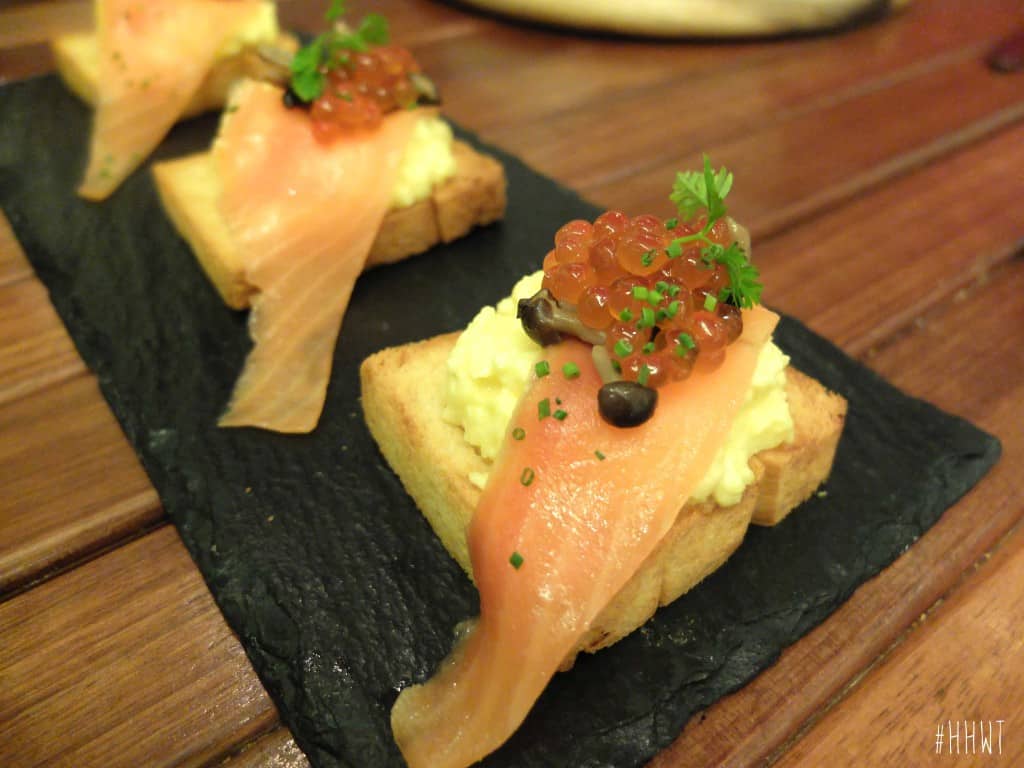Js-Scrambled-Eggs-With-Salmon