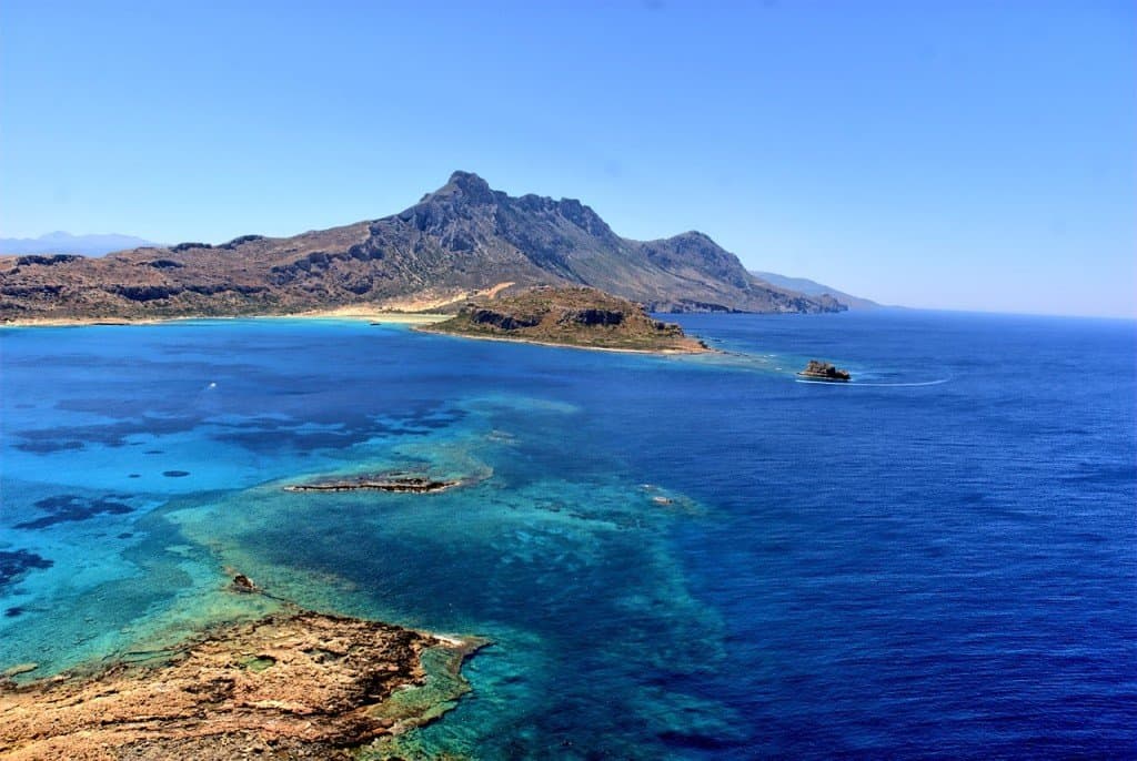 10 Beautiful Muslim Friendly Greek Islands You Must Visit 