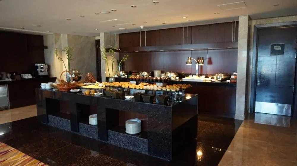 Review of the Conrad Dubai Hotel; The Perfect Location