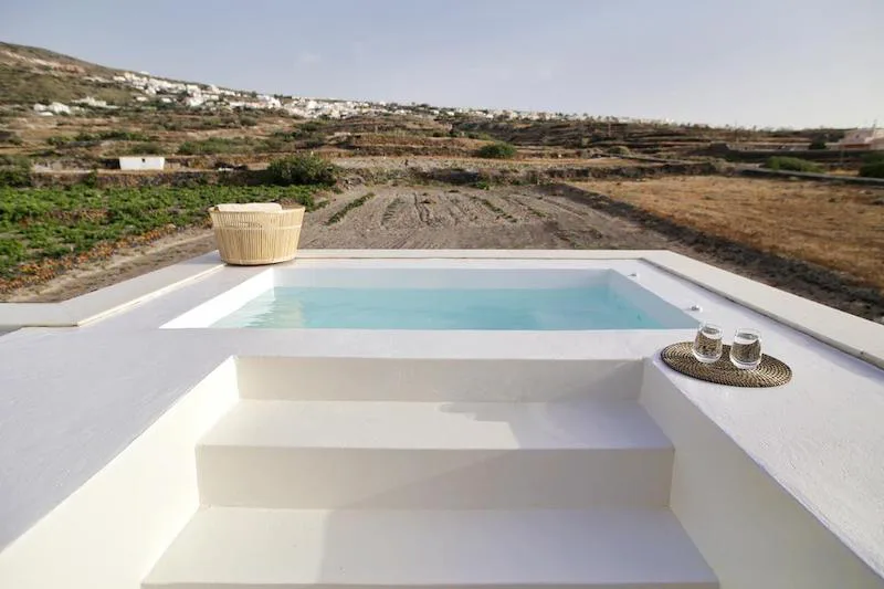 Muslim friendly villa in Santorini