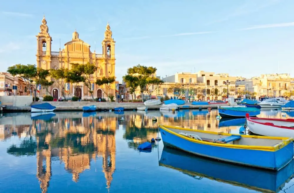 Halal Food and mosques in Malta 