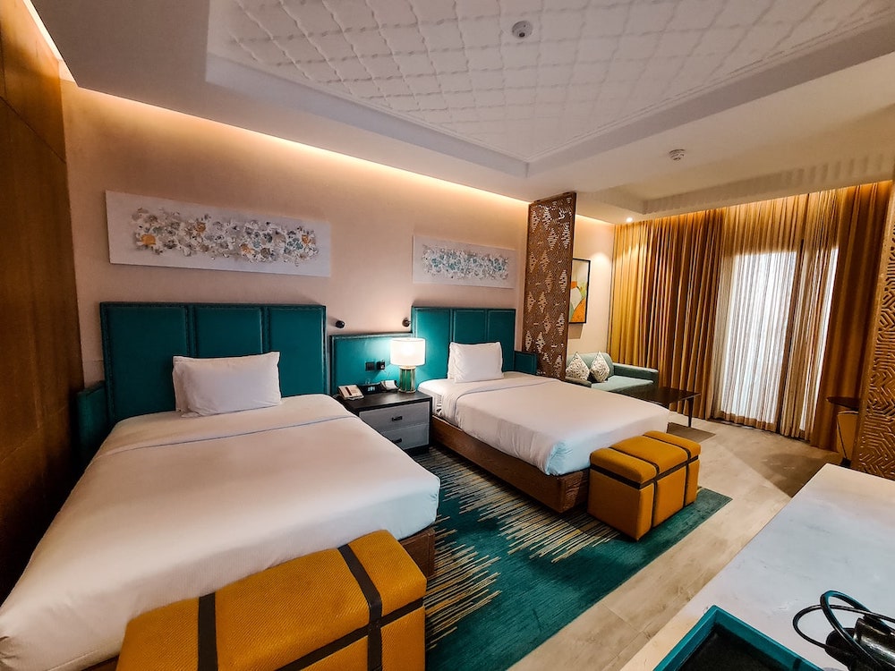 Hotel Review: Doubletree Hotel Ras Al Khaimah - the room