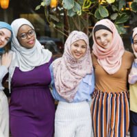 muslim-women-retreats-only-friendship