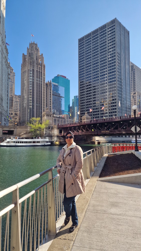 solo travel as a muslim woman to chicago - the best things to do