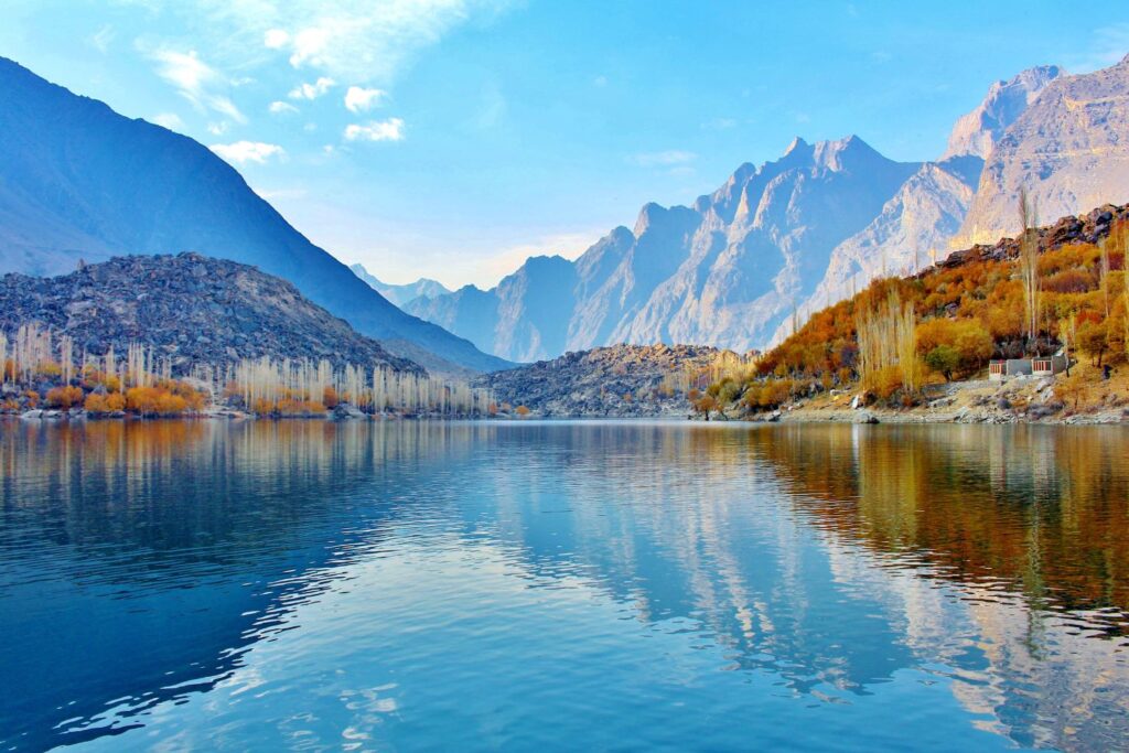 stunning beauty and a muslim country to explore for a holiday pakistan