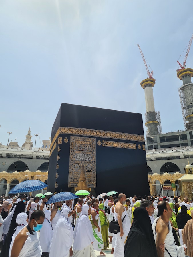 the best tips for how to keep children during umrah busy