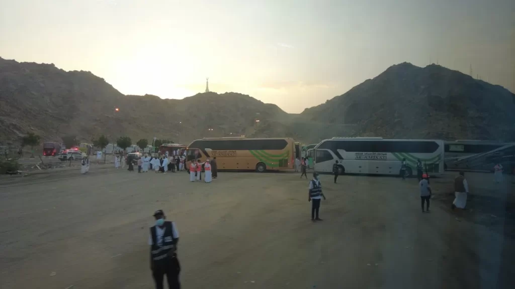 the parking of the coaches during my hajj in Makkah_2